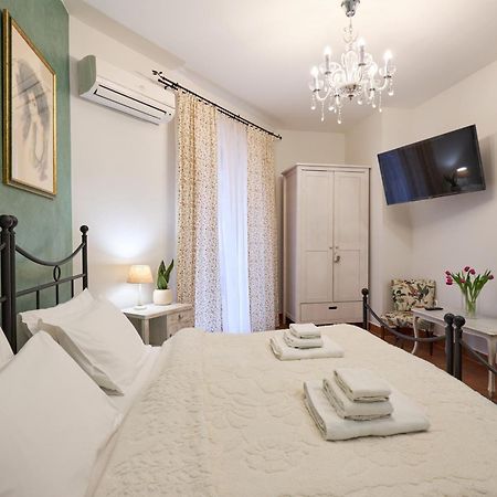 Villa Toscana Hajdúszoboszló Exteriör bild