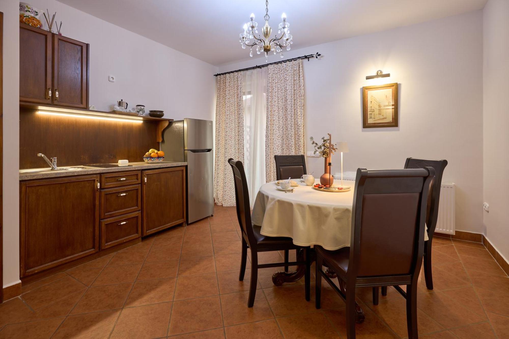 Villa Toscana Hajdúszoboszló Exteriör bild